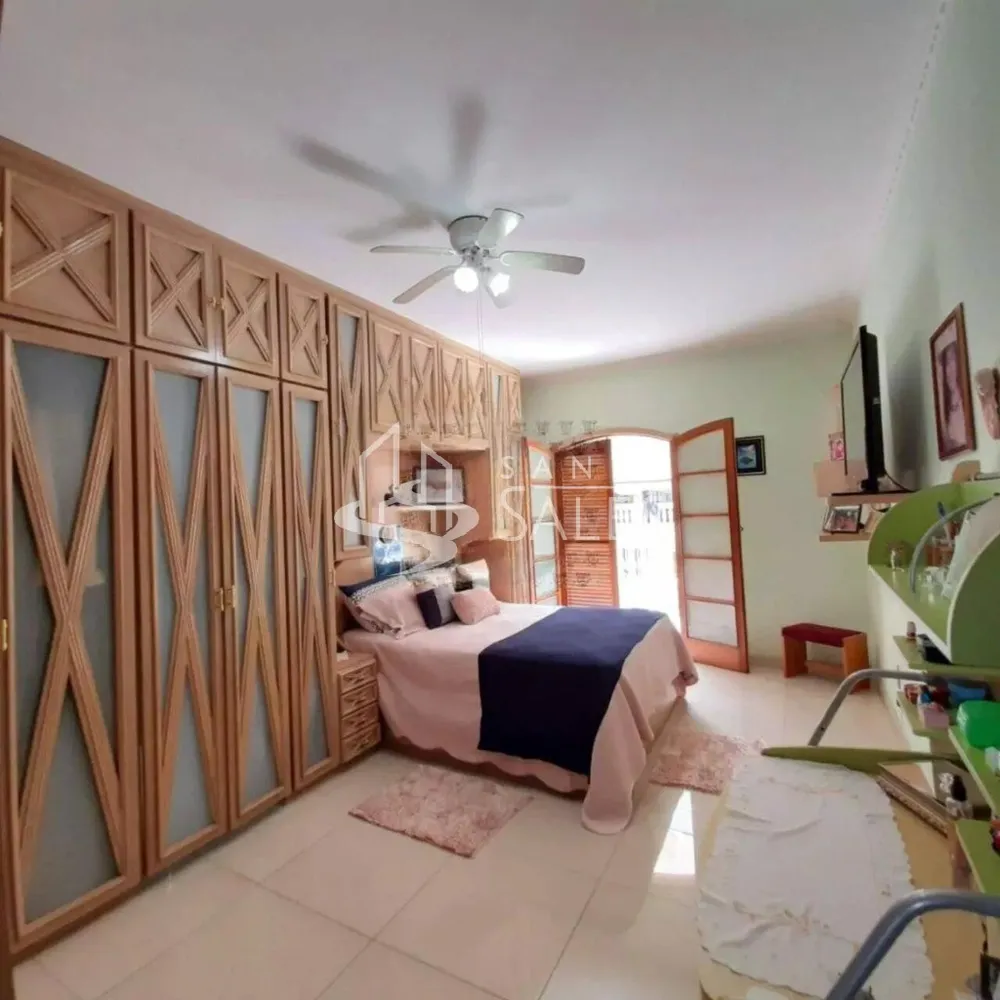 Sobrado, 4 quartos, 300 m² - Foto 1