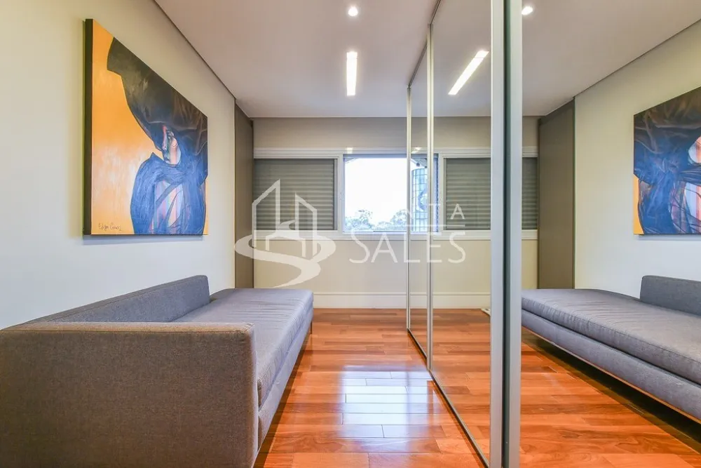 Apartamento, 3 quartos, 244 m² - Foto 1