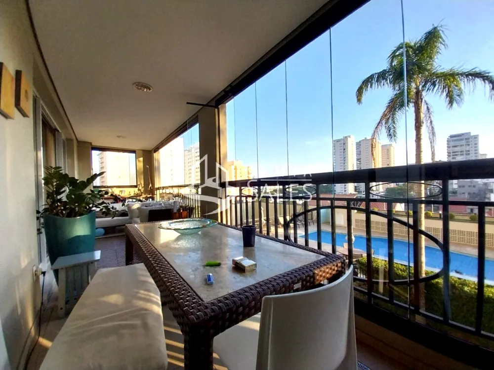 Apartamento, 3 quartos, 189 m² - Foto 2