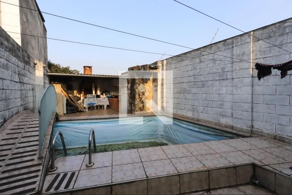 Casa, 3 quartos, 202 m² - Foto 1