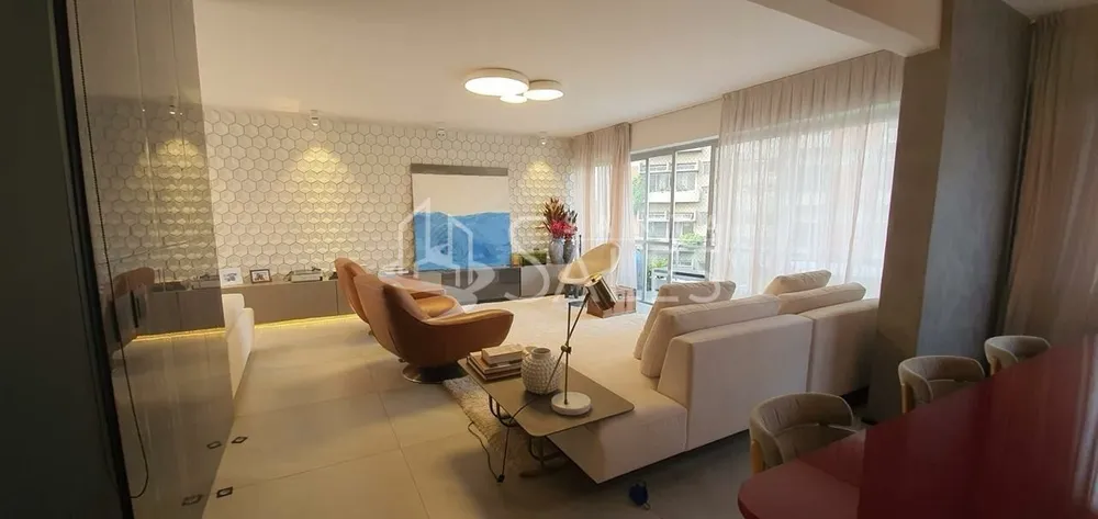 Apartamento, 3 quartos, 185 m² - Foto 1