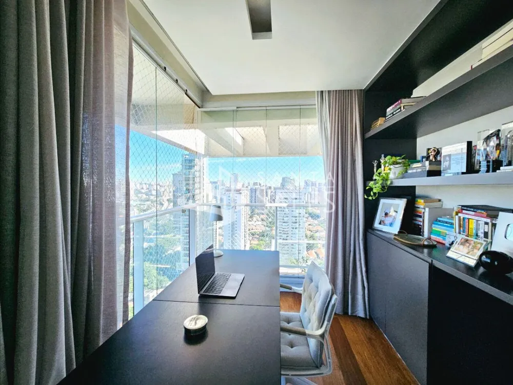 Apartamento, 3 quartos, 134 m² - Foto 2