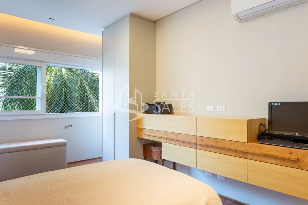 Apartamento, 3 quartos, 193 m² - Foto 1