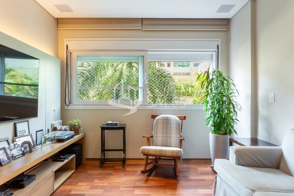 Apartamento, 3 quartos, 193 m² - Foto 2