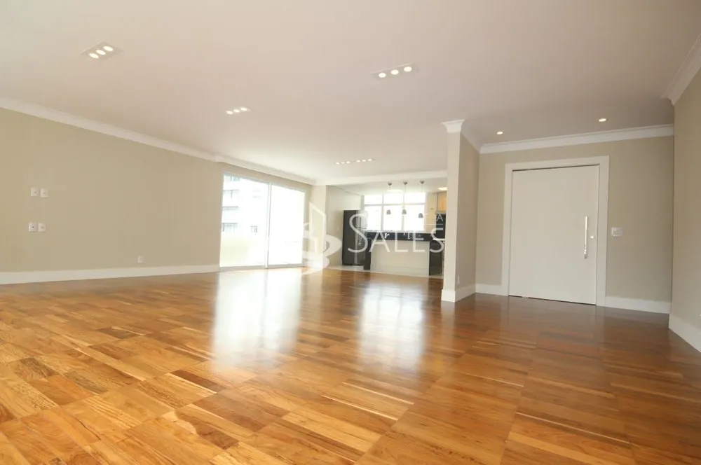 Apartamento, 3 quartos, 210 m² - Foto 1