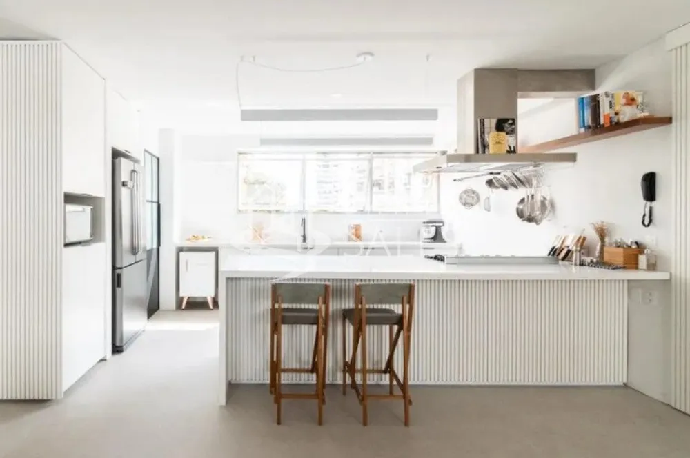 Apartamento, 3 quartos, 139 m² - Foto 1