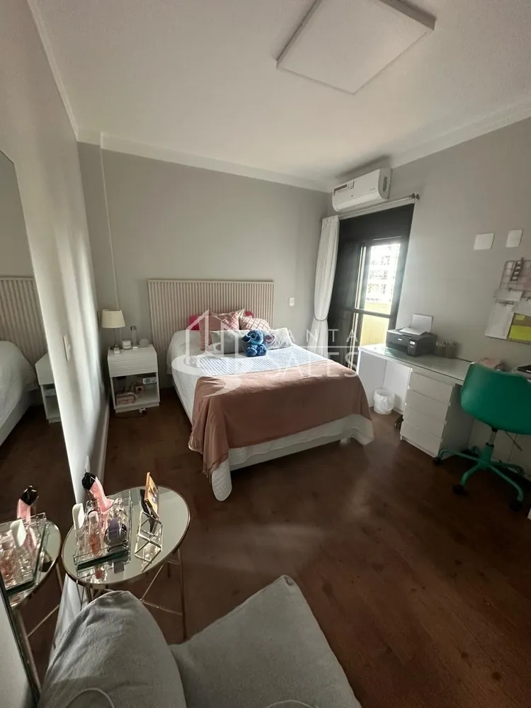 Apartamento, 4 quartos, 228 m² - Foto 4