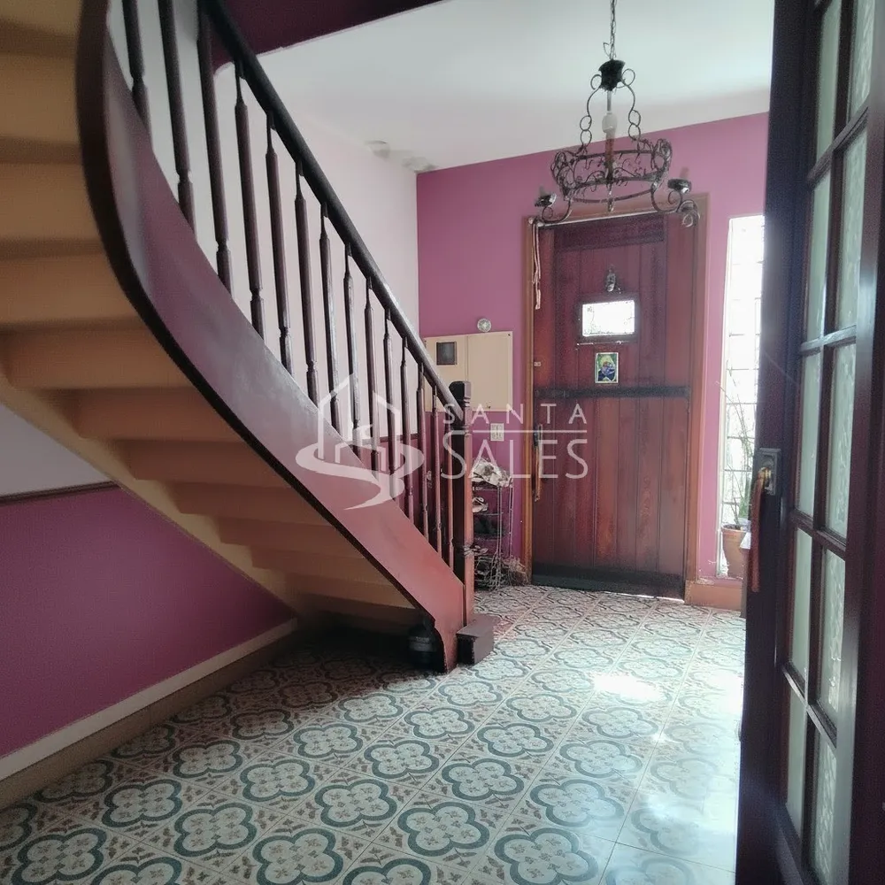 Sobrado, 5 quartos, 180 m² - Foto 1