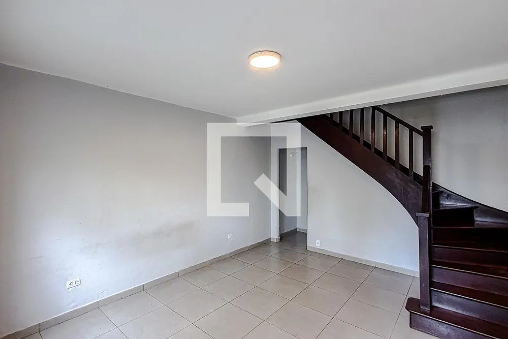 Casa, 2 quartos, 200 m² - Foto 1