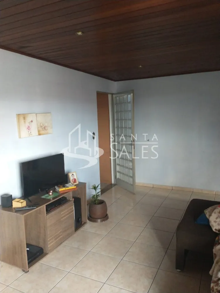 Casa, 5 quartos, 140 m² - Foto 1