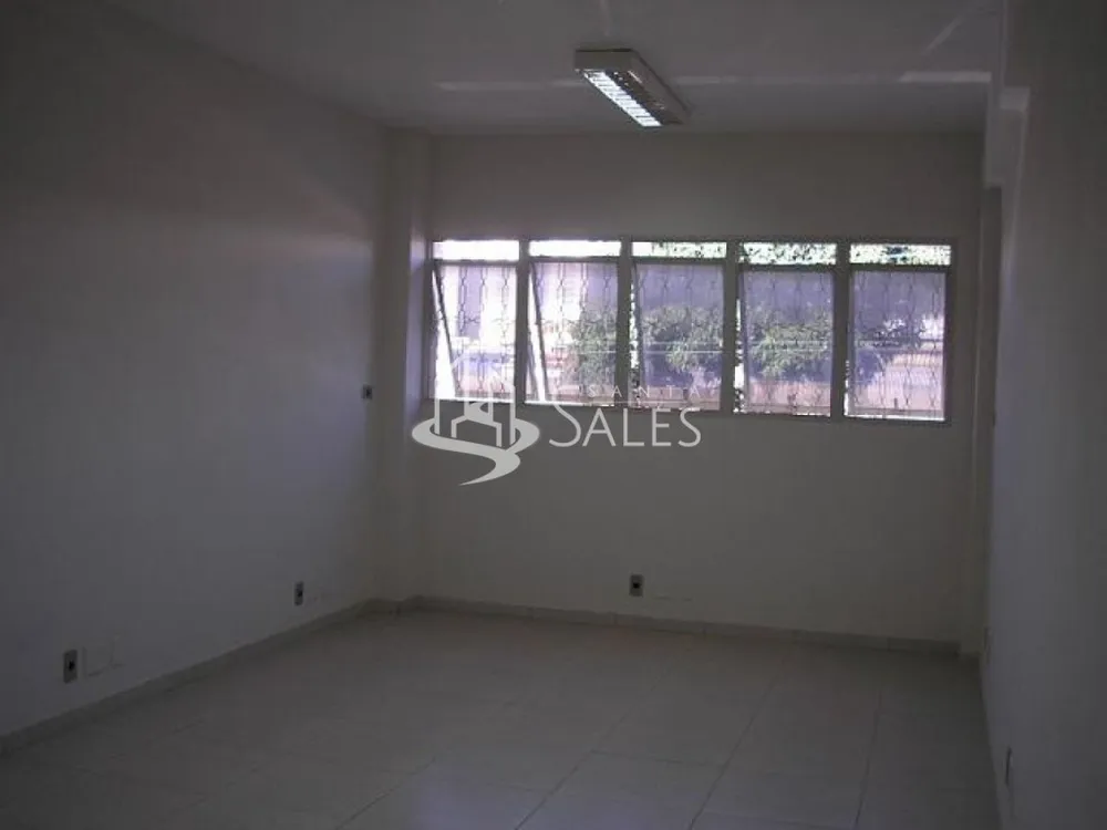 Sala-Conjunto, 1000 m² - Foto 1