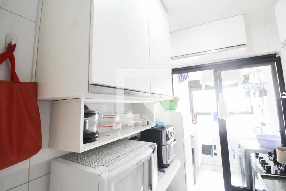 Apartamento, 3 quartos, 70 m² - Foto 2