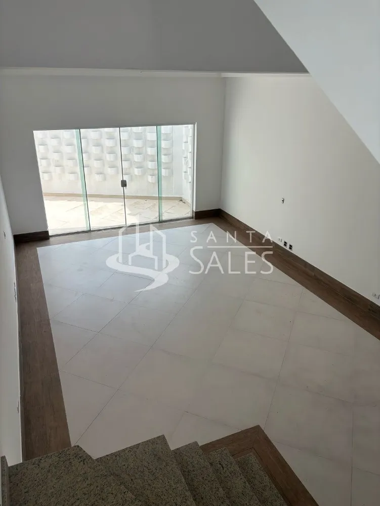 Casa, 3 quartos, 220 m² - Foto 1