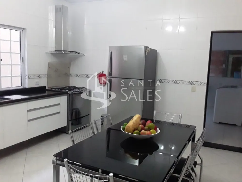 Casa, 4 quartos, 240 m² - Foto 4