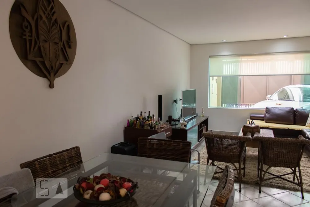 Casa, 3 quartos, 250 m² - Foto 2
