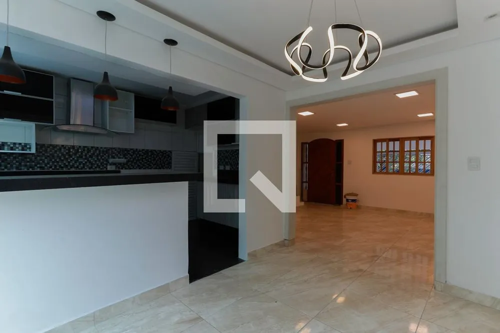Casa, 3 quartos, 200 m² - Foto 1