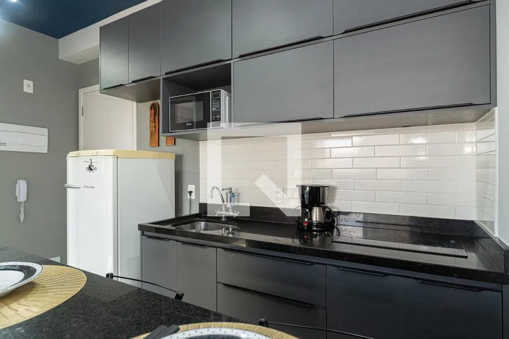 Apartamento, 1 quarto, 27 m² - Foto 2