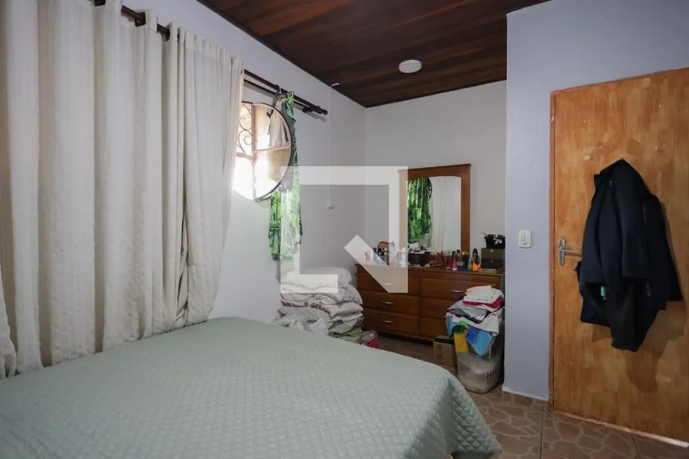 Casa, 6 quartos, 225 m² - Foto 2