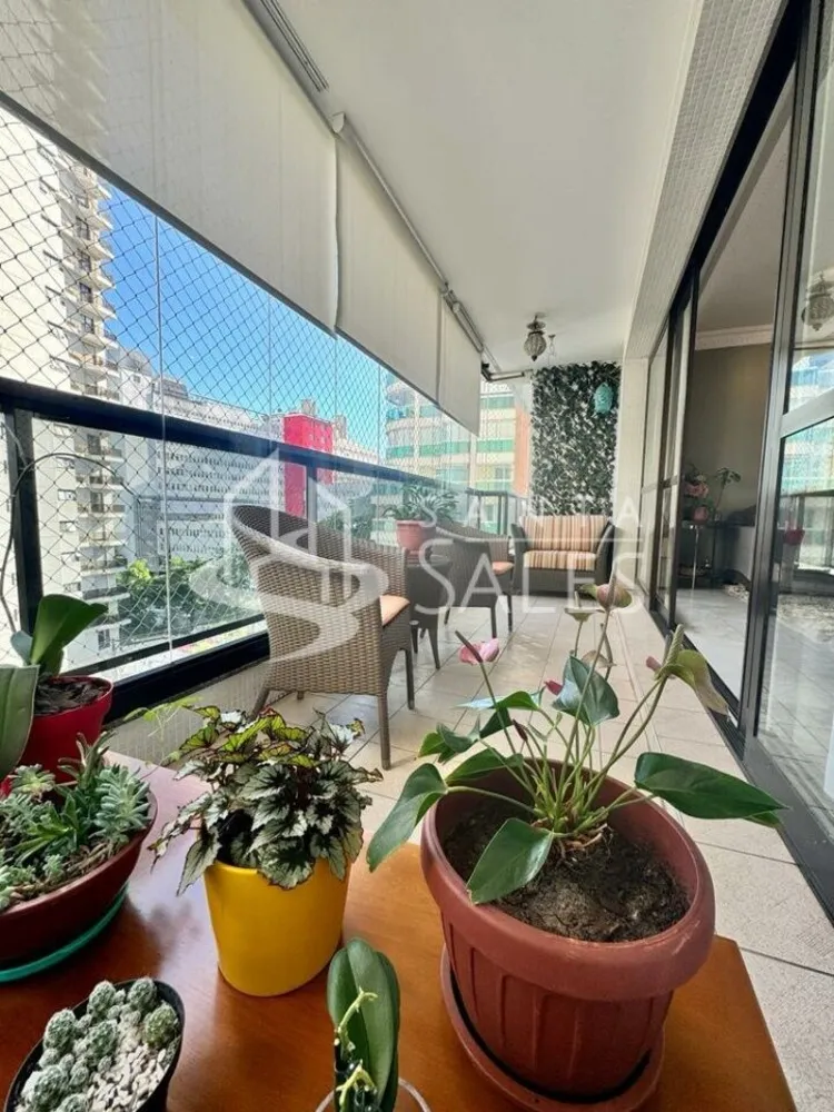 Apartamento, 4 quartos, 196 m² - Foto 1