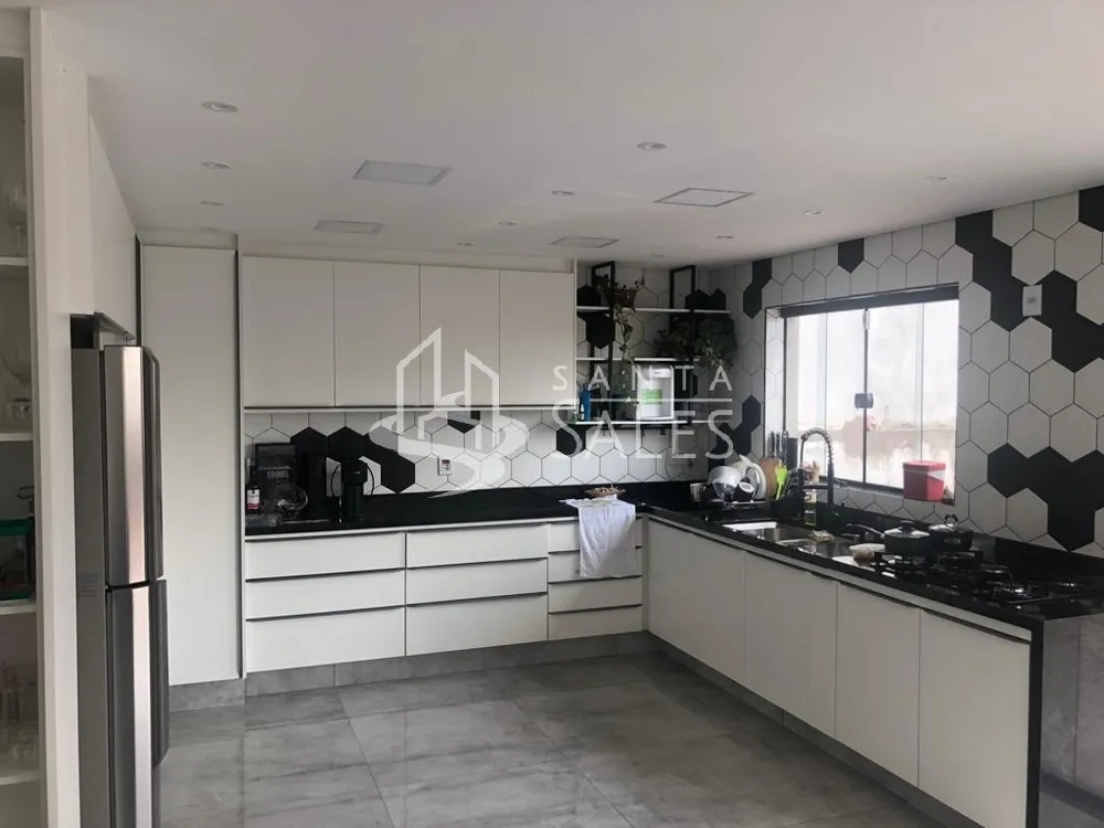 Casa, 2 quartos, 450 m² - Foto 2