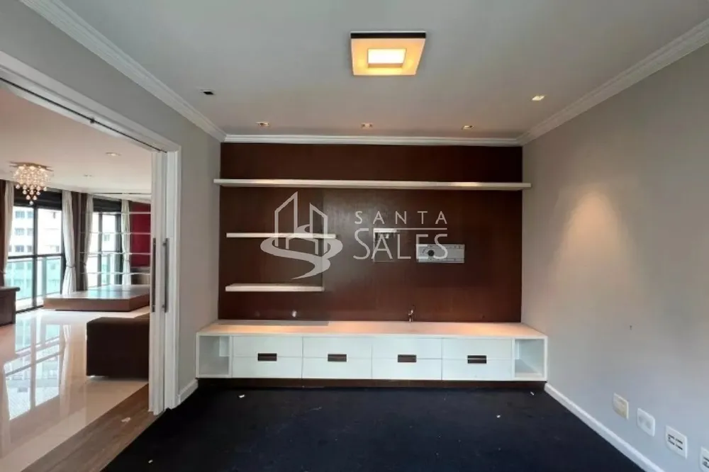 Apartamento, 3 quartos, 228 m² - Foto 2