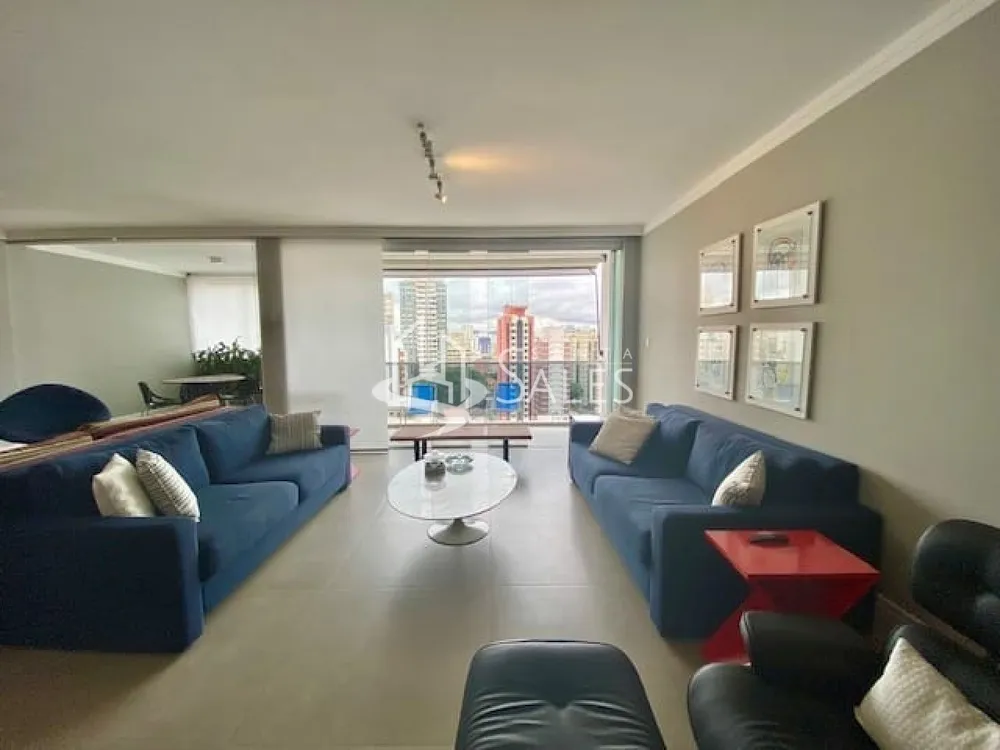 Apartamento, 3 quartos, 220 m² - Foto 1