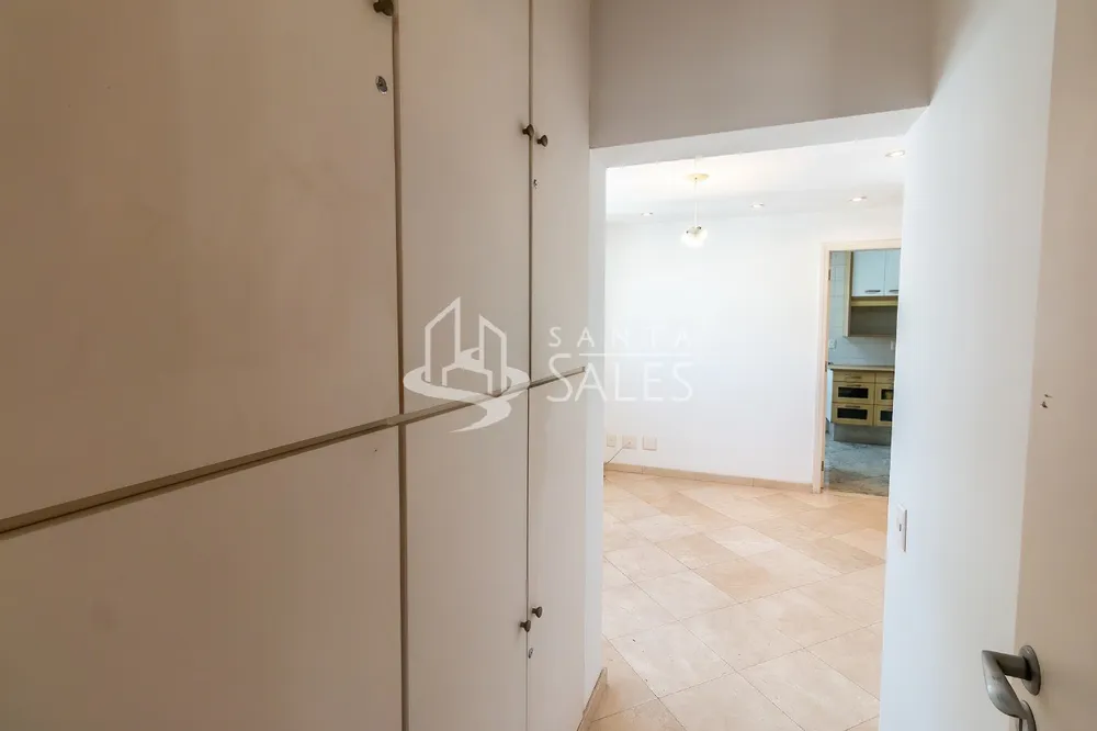 Apartamento, 3 quartos, 240 m² - Foto 2