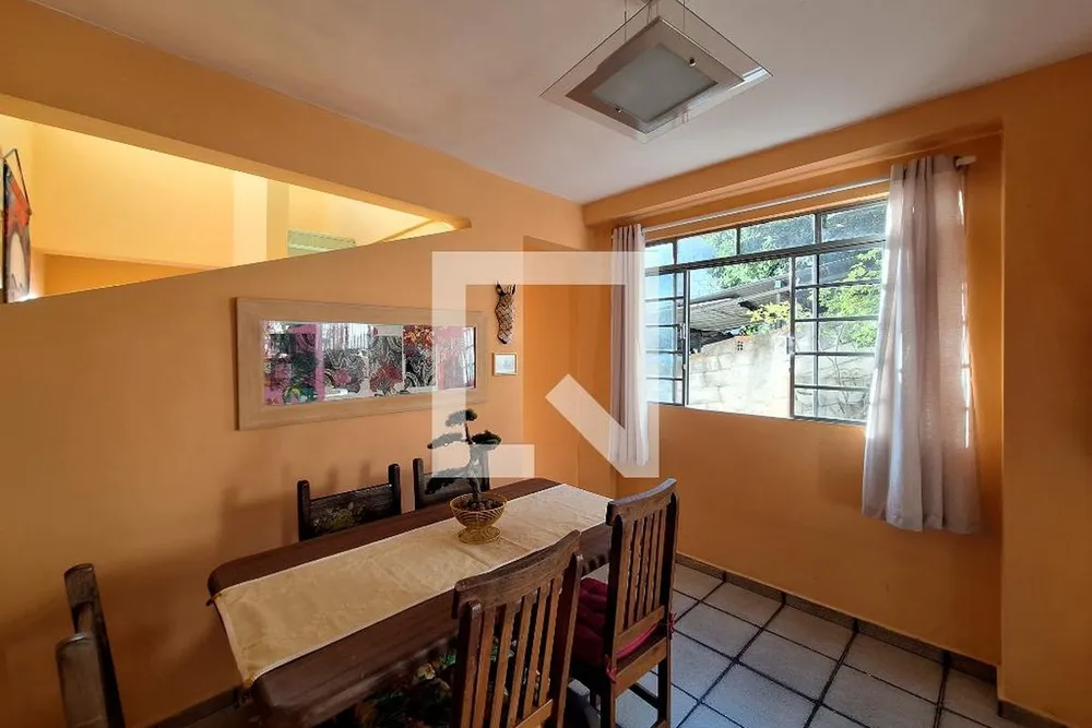 Casa, 4 quartos, 215 m² - Foto 1