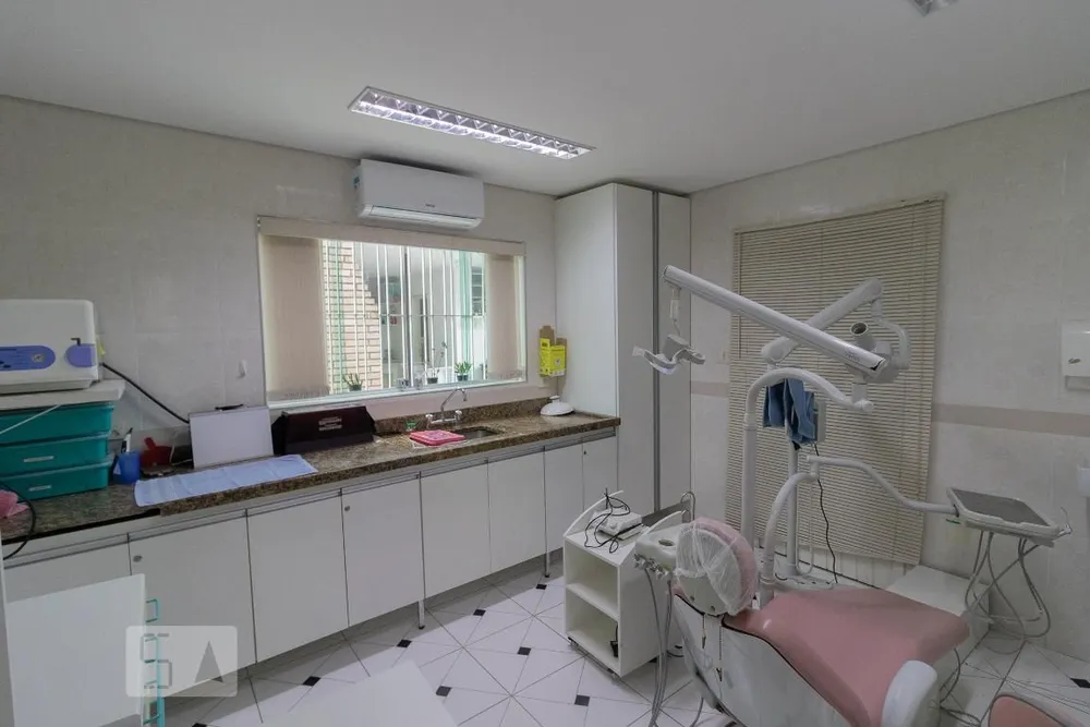 Casa, 3 quartos, 172 m² - Foto 1