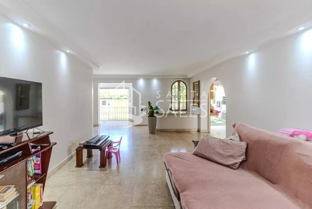 Casa, 3 quartos, 300 m² - Foto 1