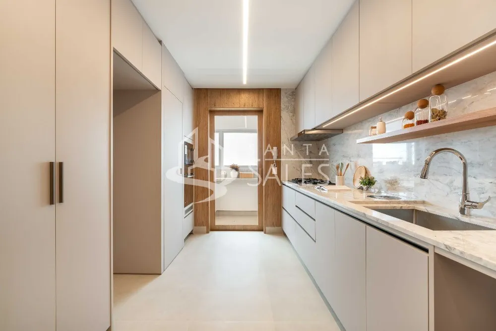 Apartamento, 3 quartos, 240 m² - Foto 1