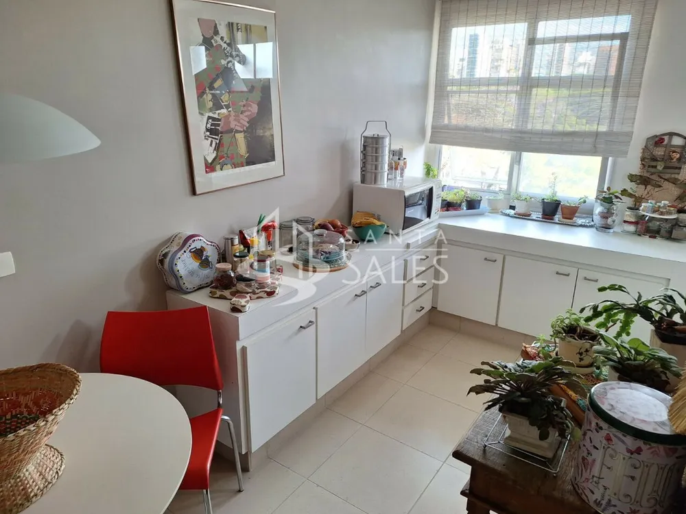 Apartamento, 3 quartos, 140 m² - Foto 1