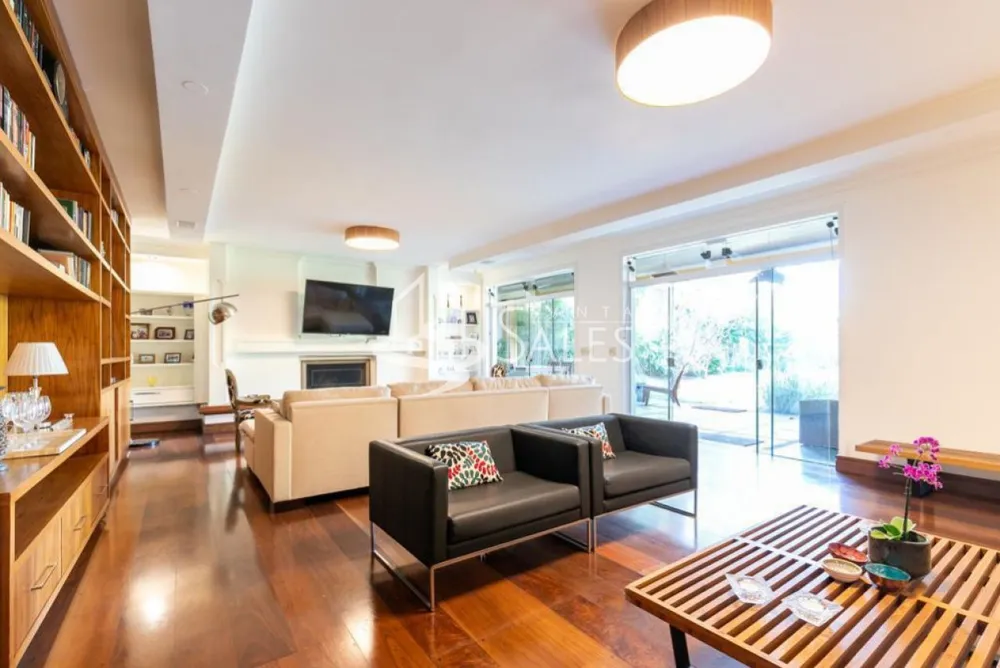 Casa, 5 quartos, 619 m² - Foto 1