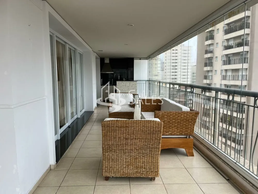 Apartamento, 4 quartos, 226 m² - Foto 1