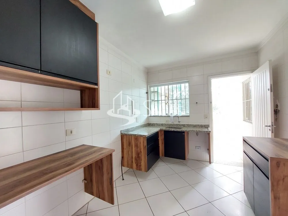 Sobrado, 3 quartos, 182 m² - Foto 2