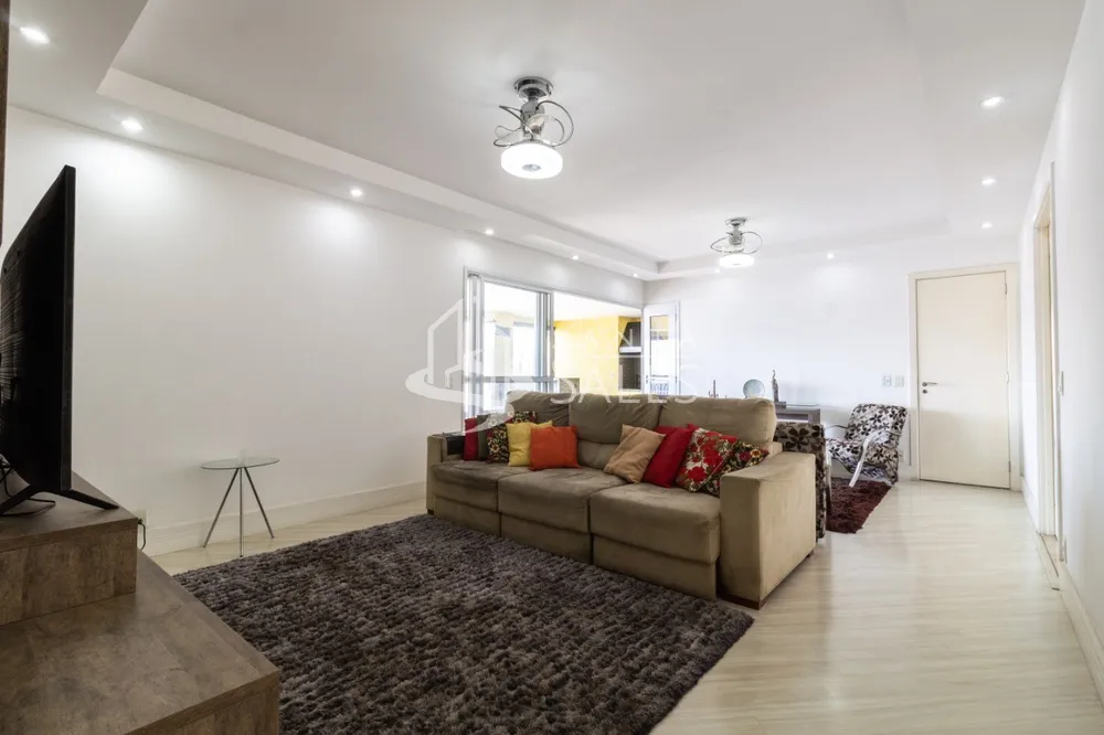 Apartamento, 3 quartos, 140 m² - Foto 1