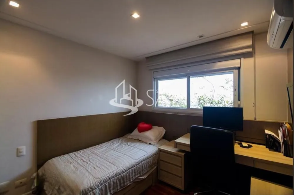 Apartamento, 4 quartos, 230 m² - Foto 1