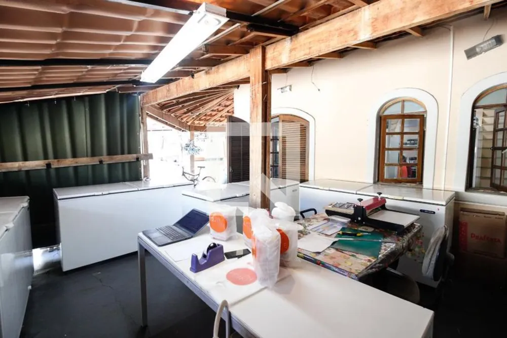 Casa, 3 quartos, 250 m² - Foto 1