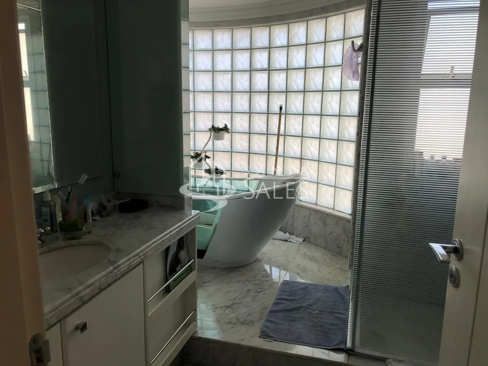 Cobertura, 3 quartos, 847 m² - Foto 1
