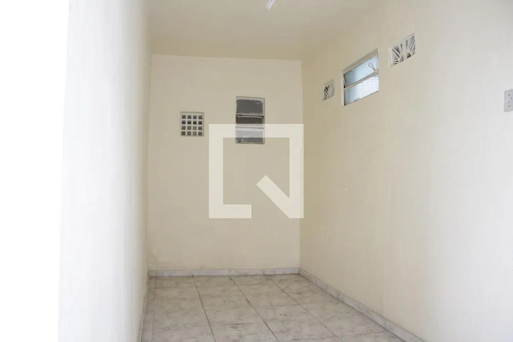 Casa, 1 quarto, 300 m² - Foto 2