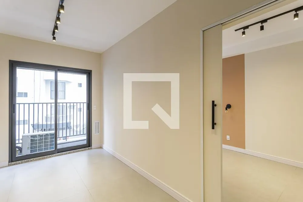 Apartamento, 1 quarto, 30 m² - Foto 2