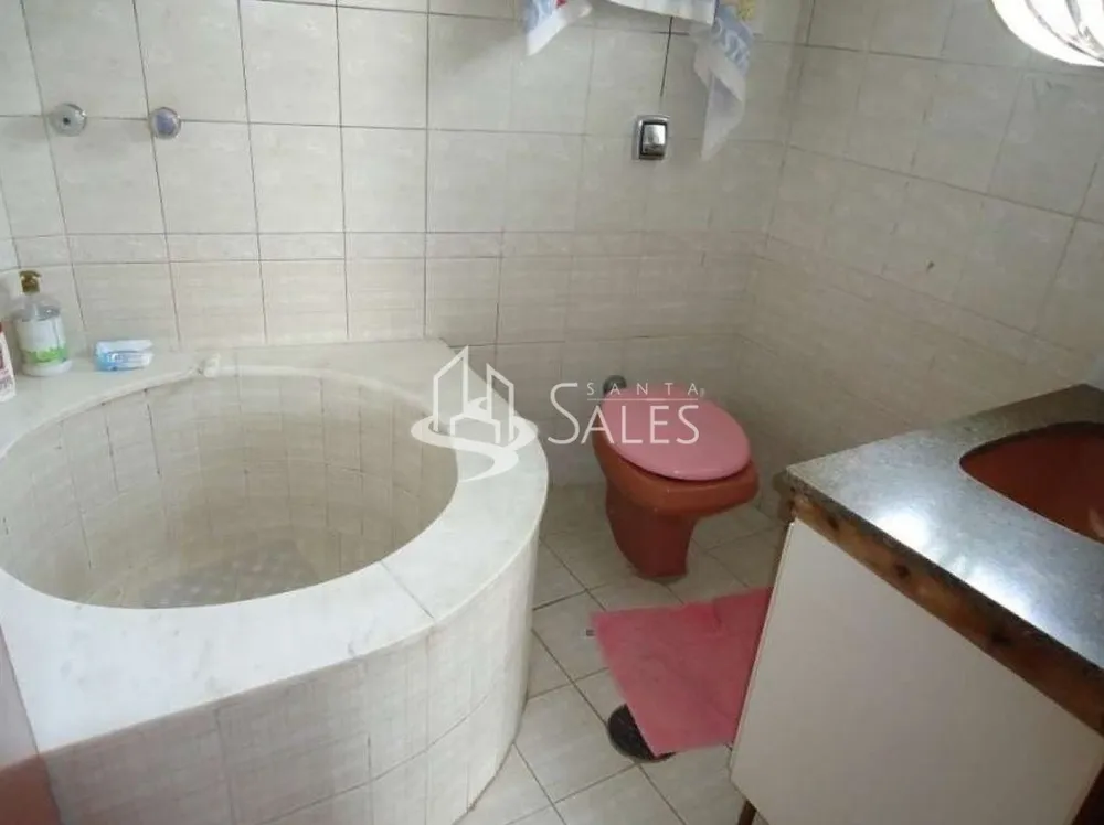 Sobrado, 3 quartos, 303 m² - Foto 2