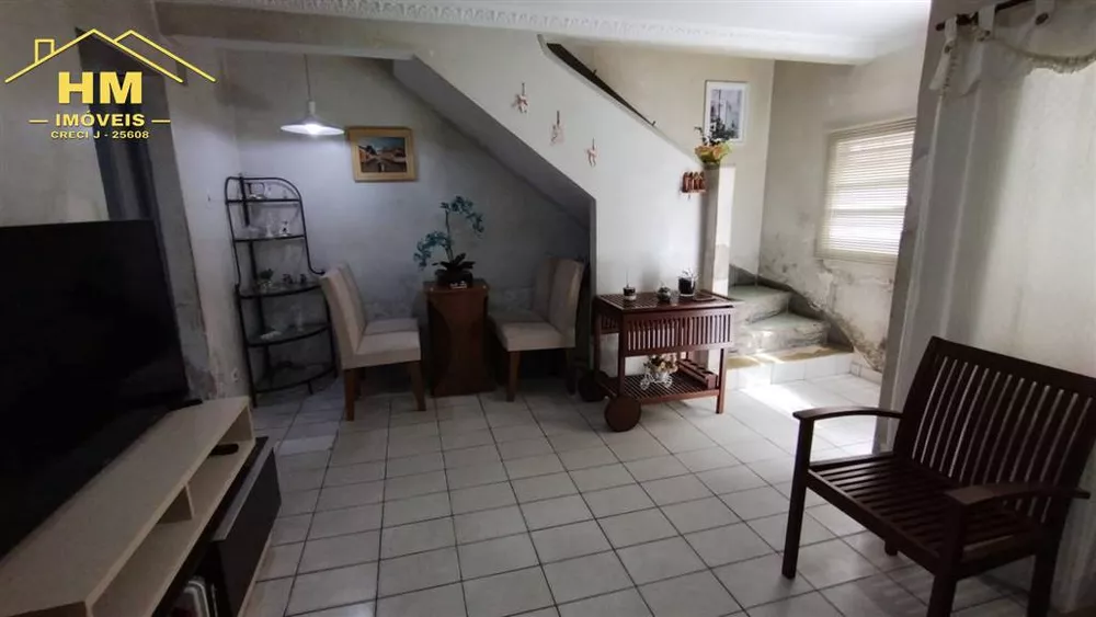 Sobrado à venda com 2 quartos, 69m² - Foto 4