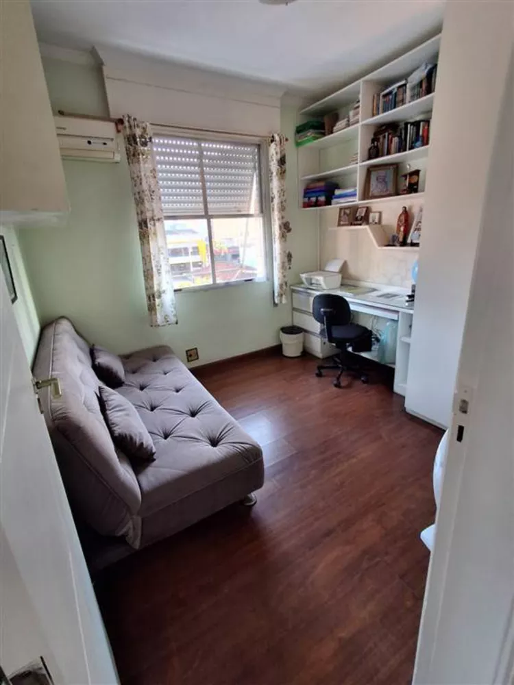 Apartamento à venda com 3 quartos, 150m² - Foto 8