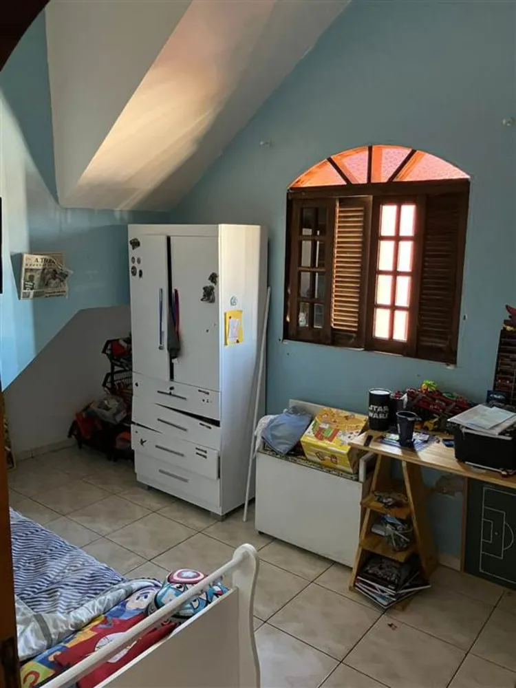 Casa, 5 quartos, 200 m² - Foto 4
