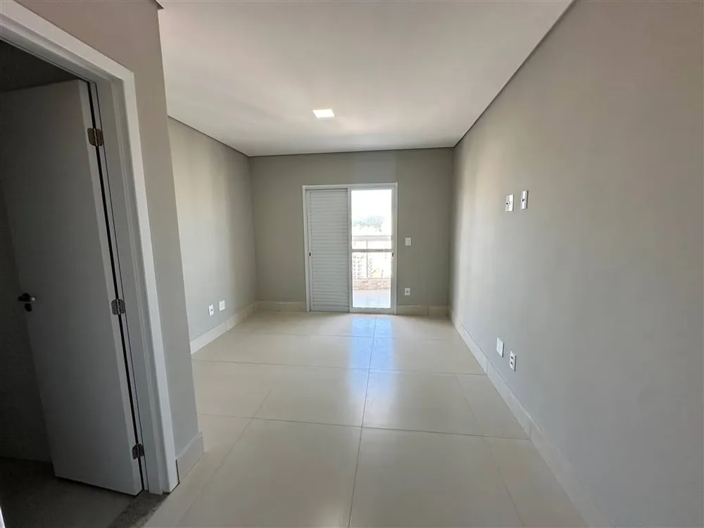 Cobertura, 4 quartos, 219 m² - Foto 3
