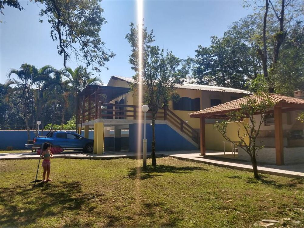 Casa à venda com 2 quartos, 75m² - Foto 2