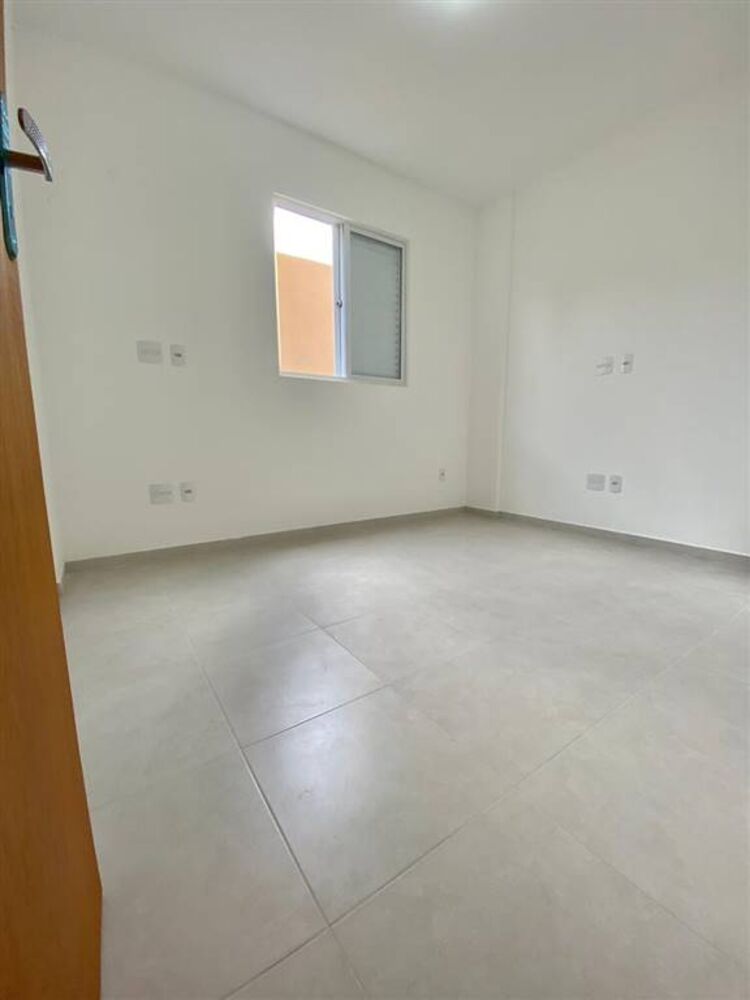 Apartamento à venda com 2 quartos, 62m² - Foto 4