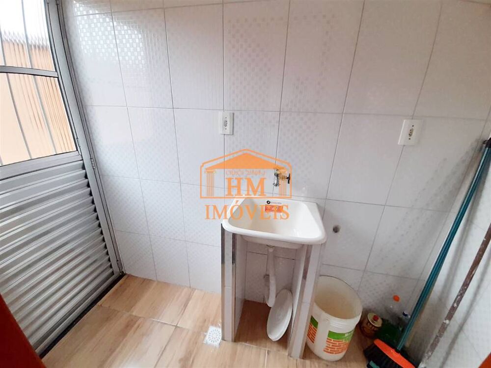 Casa à venda com 2 quartos, 50m² - Foto 5