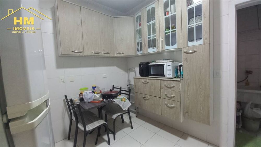 Casa à venda com 2 quartos, 60m² - Foto 3